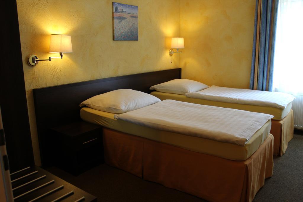 Hotel Rosenhof 뒤셀도르프 객실 사진